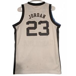 Jordan UNC North Carolina 23 Retro College Basketball Jersey Mens Small
